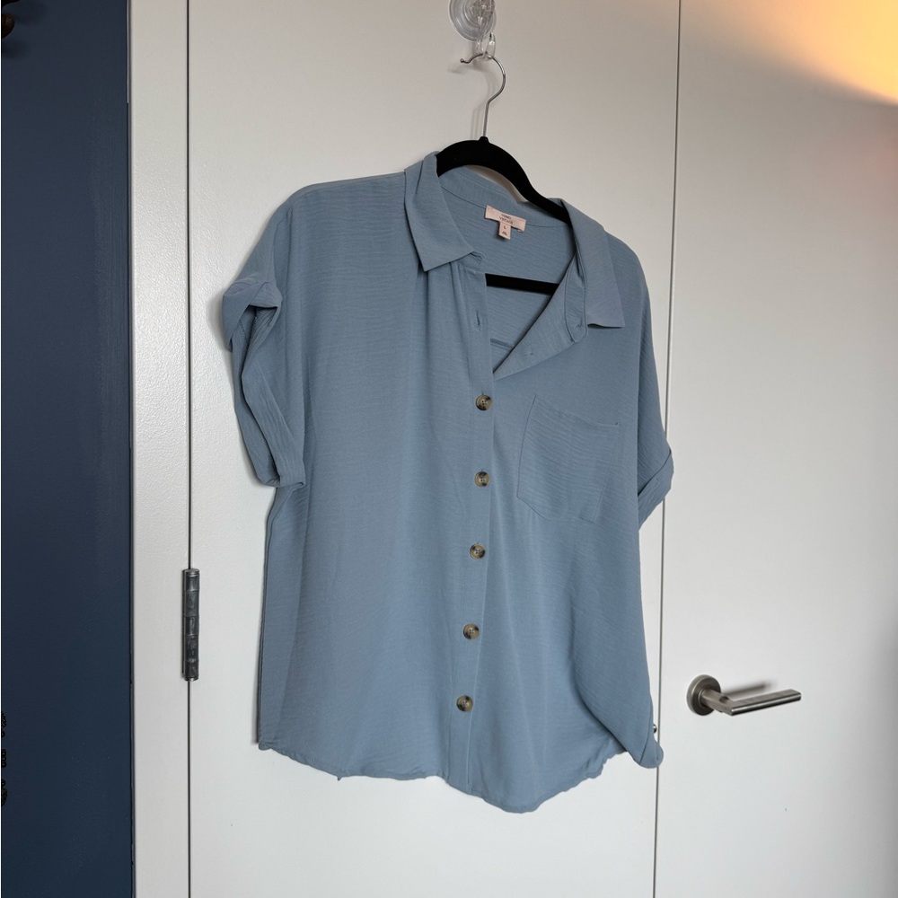 Como Vintage Sky Blue Collared Shirt